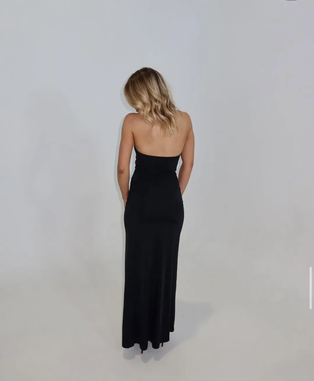 Sasha Therese Oralia Maxi Dress in Black Size XS / AU 6 for rent on The Volte - main image
