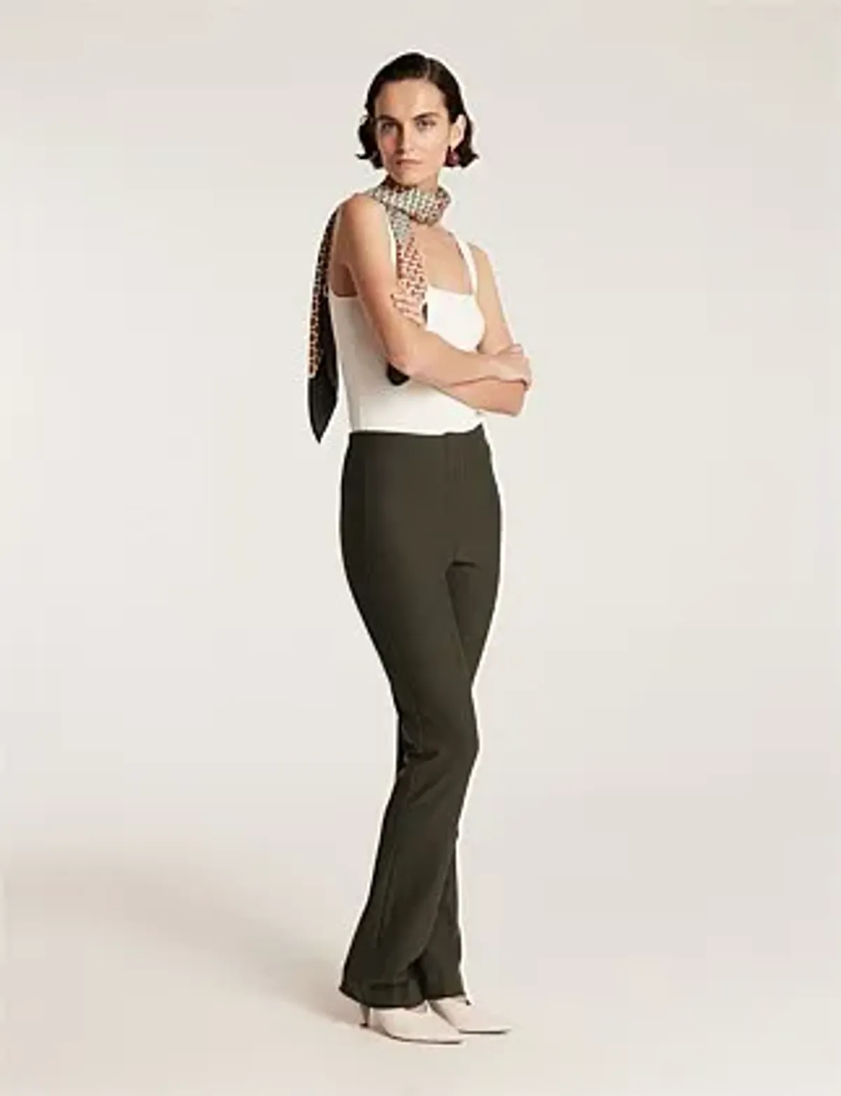 Perri Cutten City Stretch Pant Olive Size AU 8 - Image 1