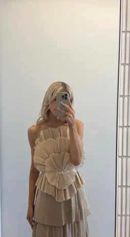 Aje Kyra Gown Gold Size AU 10 for rent on The Volte - image 5