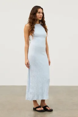 Zulu & Zephyr Ripple Textured Knit Dress in Powder Blue Size AU14 for rent on The Volte - image 3