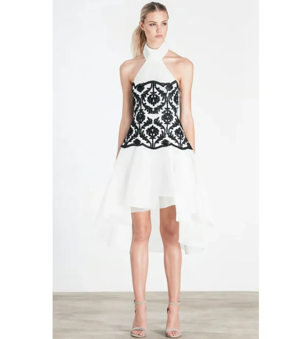Elliatt Heritage Dress in White Size M / AU 10 for rent on The Volte - main image