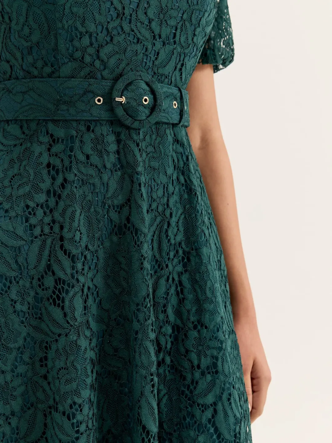 Review Emerald Short Puff Sleeves Avette Lace Knee Length Dress Green Size 12 for rent on The Volte - main image