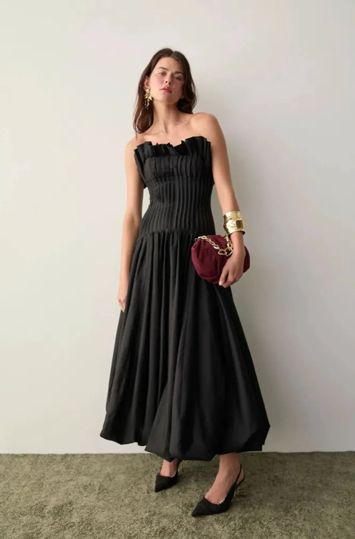Aje Ivy Bubble Hem Gown Black Size 6 - Image 1