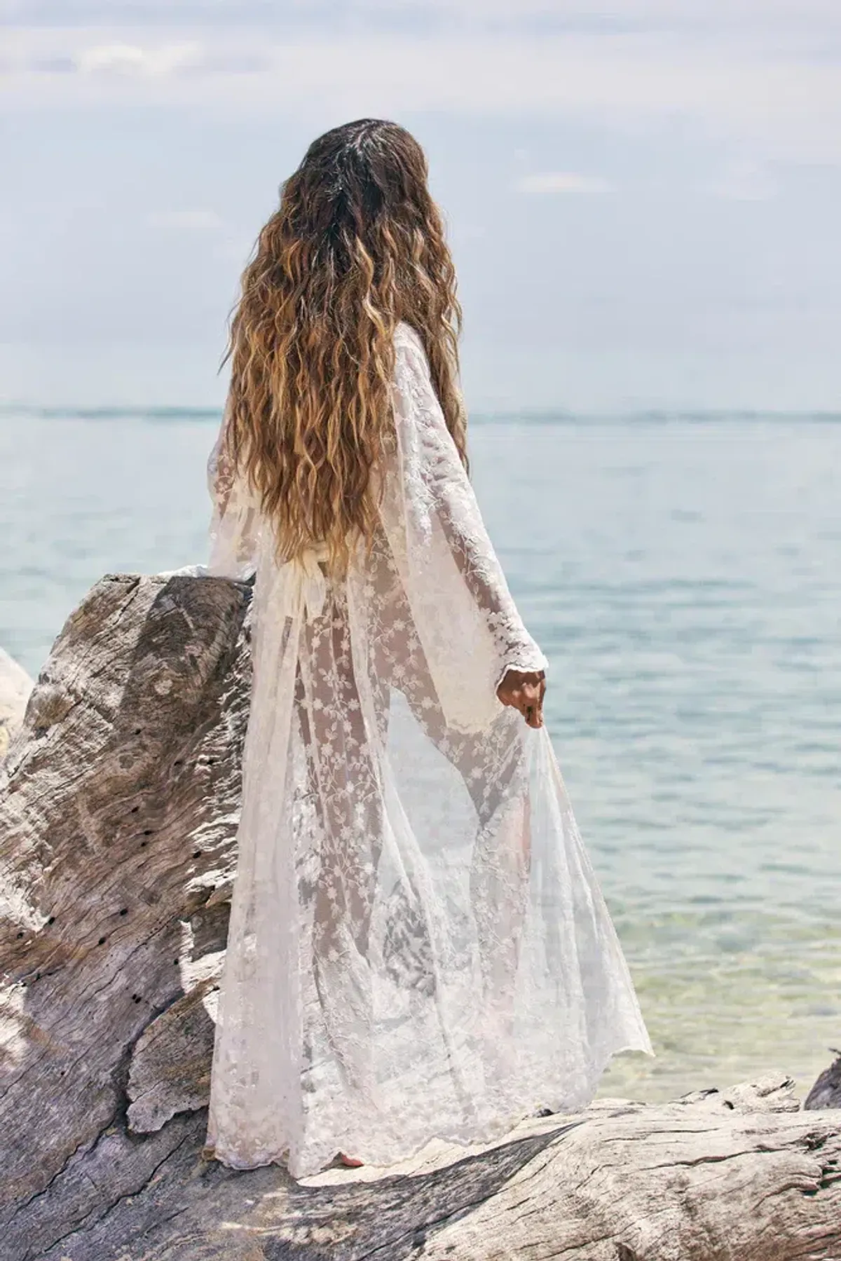 Coven & Co Boho Island Breeze Robe White Lace One Size - Image 3