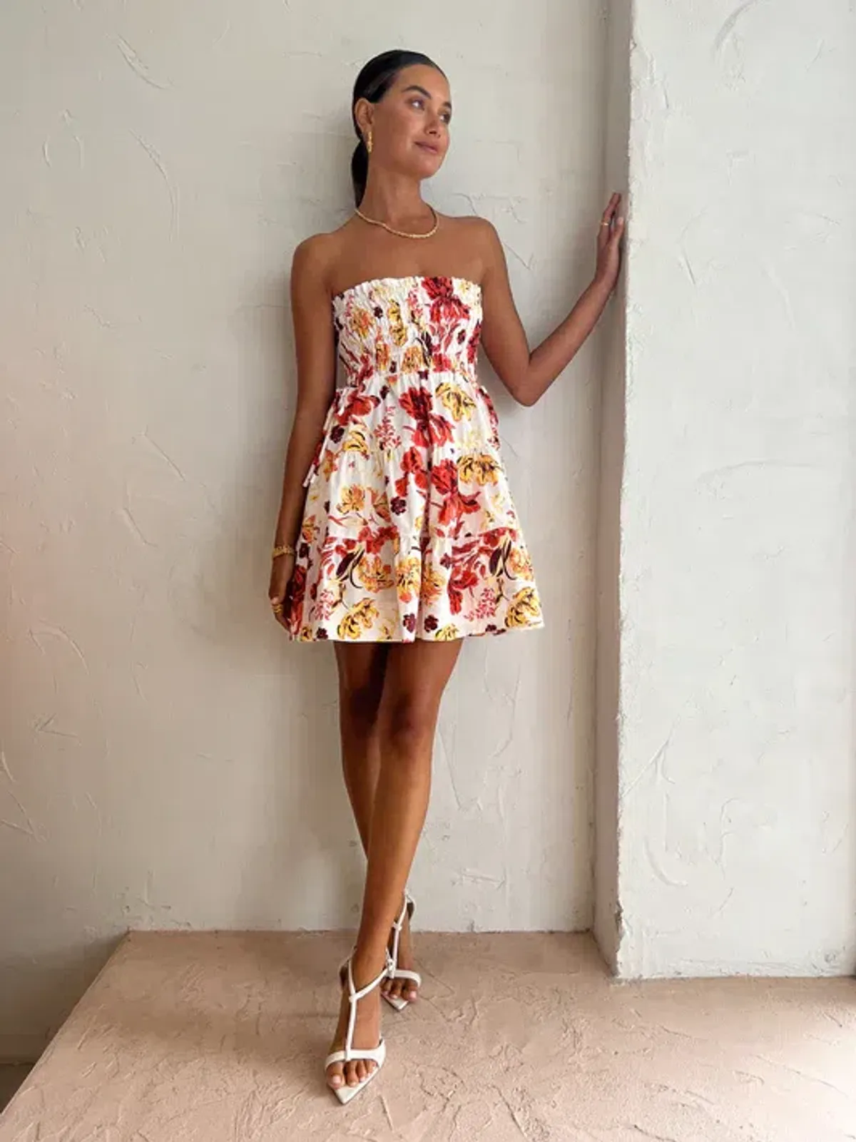 Shona Joy Kalani Shirred Strapless Mini Dress in Coconut/Multi Floral Size AU 10 - Image 1