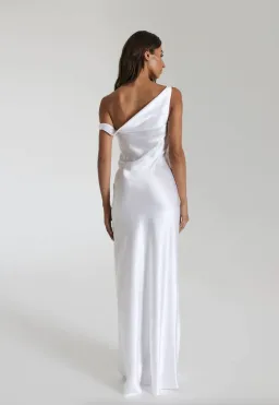 Natalie Rolt Monika Gown White Size AU 6 for rent on The Volte - image 2