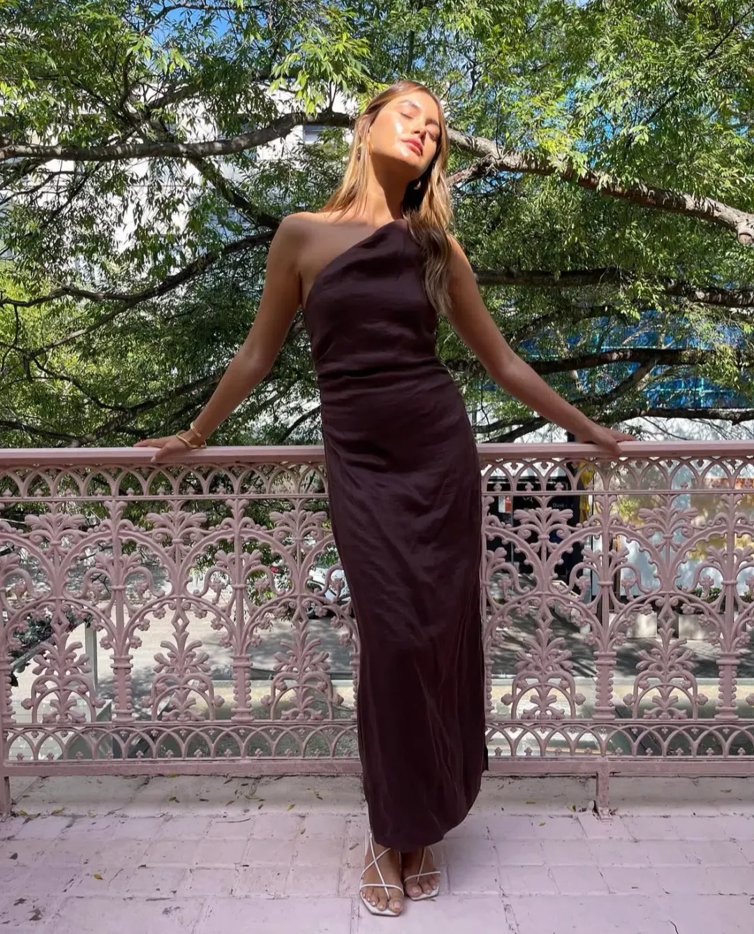 Faithfull The Brand Jomana Midi Dress In Cacao Size 10 for rent on The Volte - main image