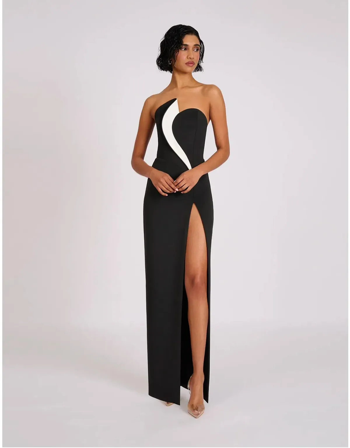Eliya The Label Aspen Gown in Black Size M/AU10 for rent on The Volte - main image