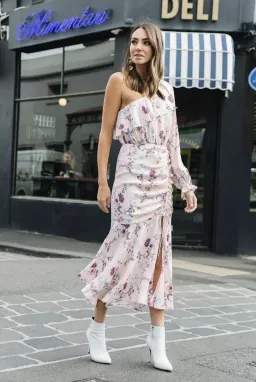 Steele Dahlia One Shoulder Dress Pink Floral Size 6 for rent on The Volte - image 4
