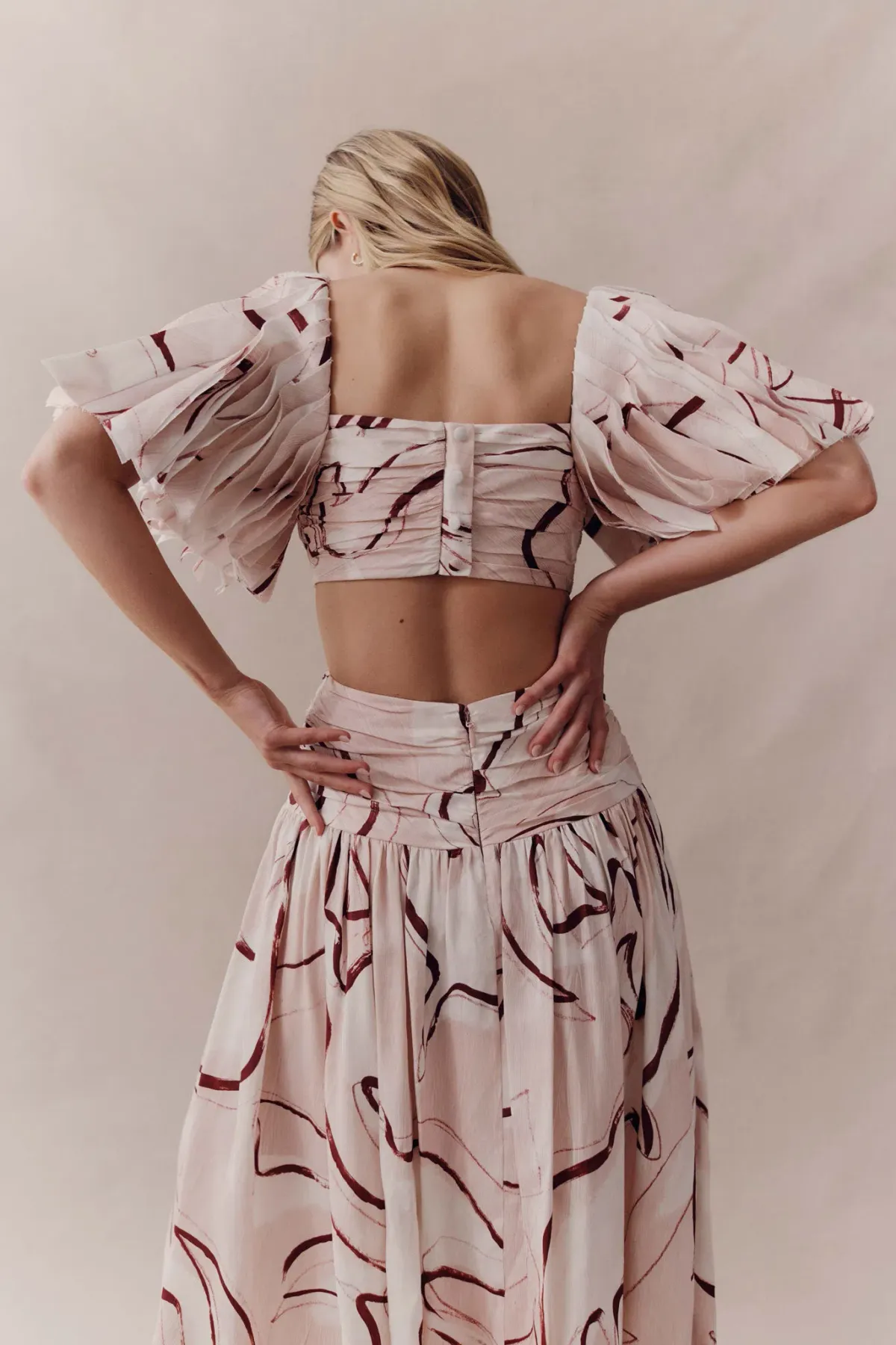 Aje Marianne Ruched Cutout Midi Dress in Whimsical Dove Print Size 4 - Image 3