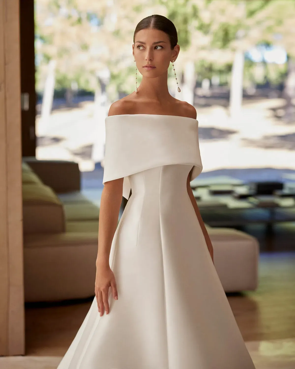 Rosa Clara Model Wedding Dress White Size L / AU 12 - Image 1