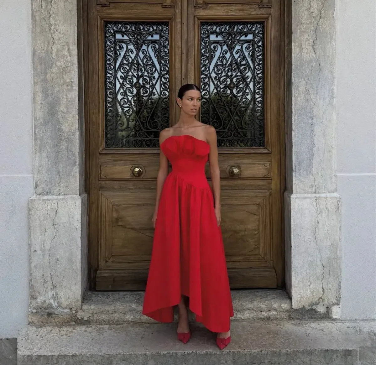 Elliatt Laurel Sleeveless Maxi Dress In Red Size S/AU8 for rent on The Volte - main image