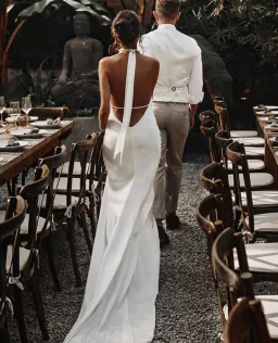 GRACE LOVES LACE Goldie Halter-neck Wedding Dress / Bridal Gown Size M for rent on The Volte - image 4