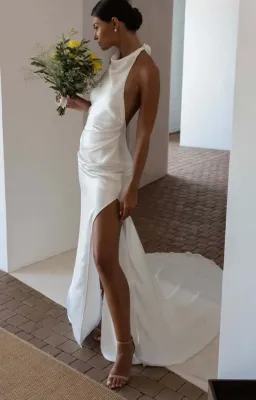 GRACE LOVES LACE Goldie Halter-neck Wedding Dress / Bridal Gown Size M for rent on The Volte - image 2