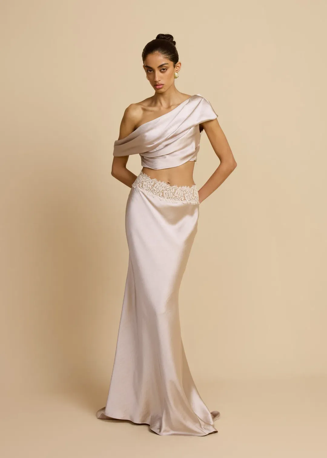 Arcina Ori Anaya Set Oyster Size XS/6 for rent on The Volte - main image