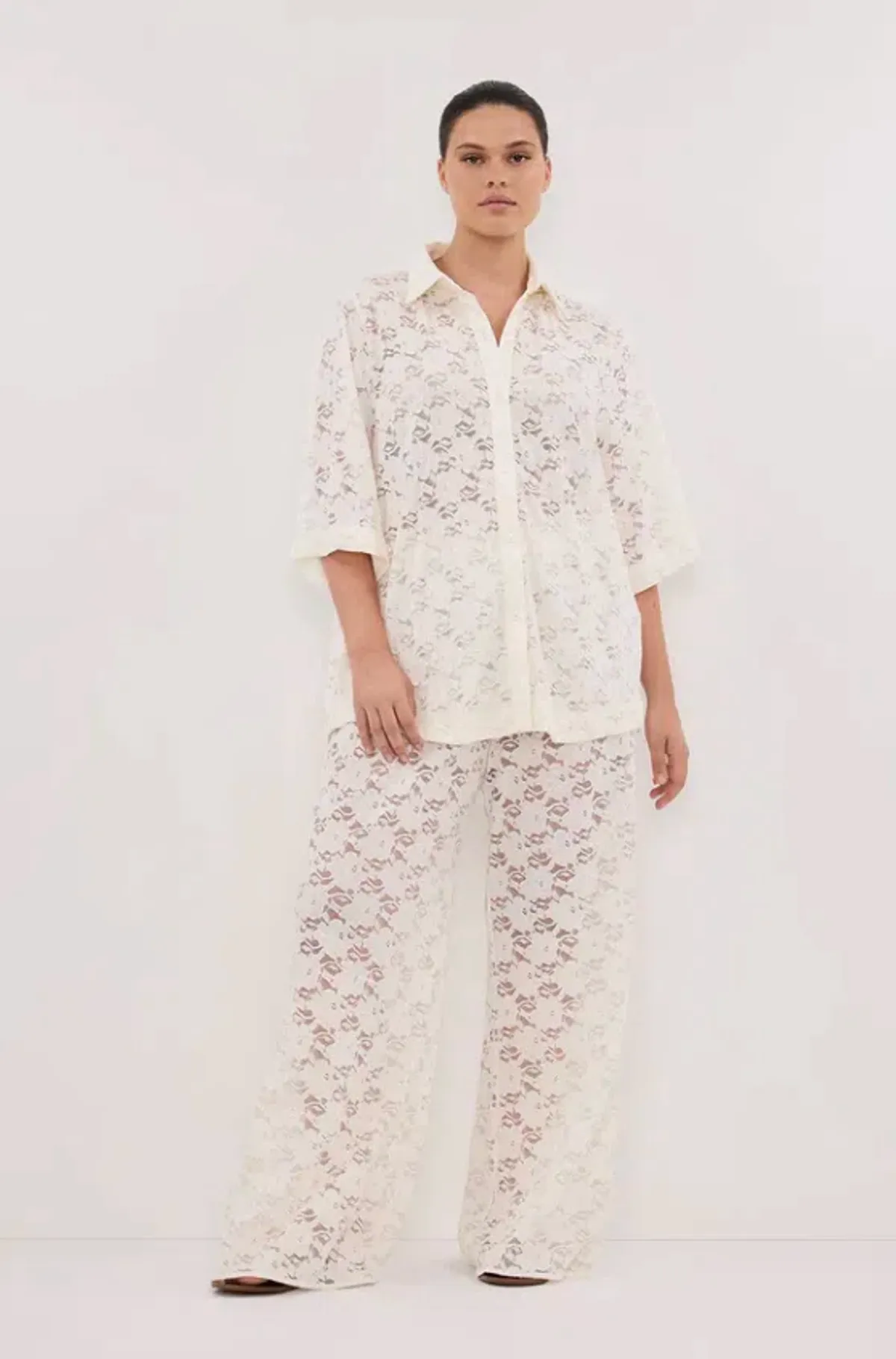 Loula White Lace Set - Image 4