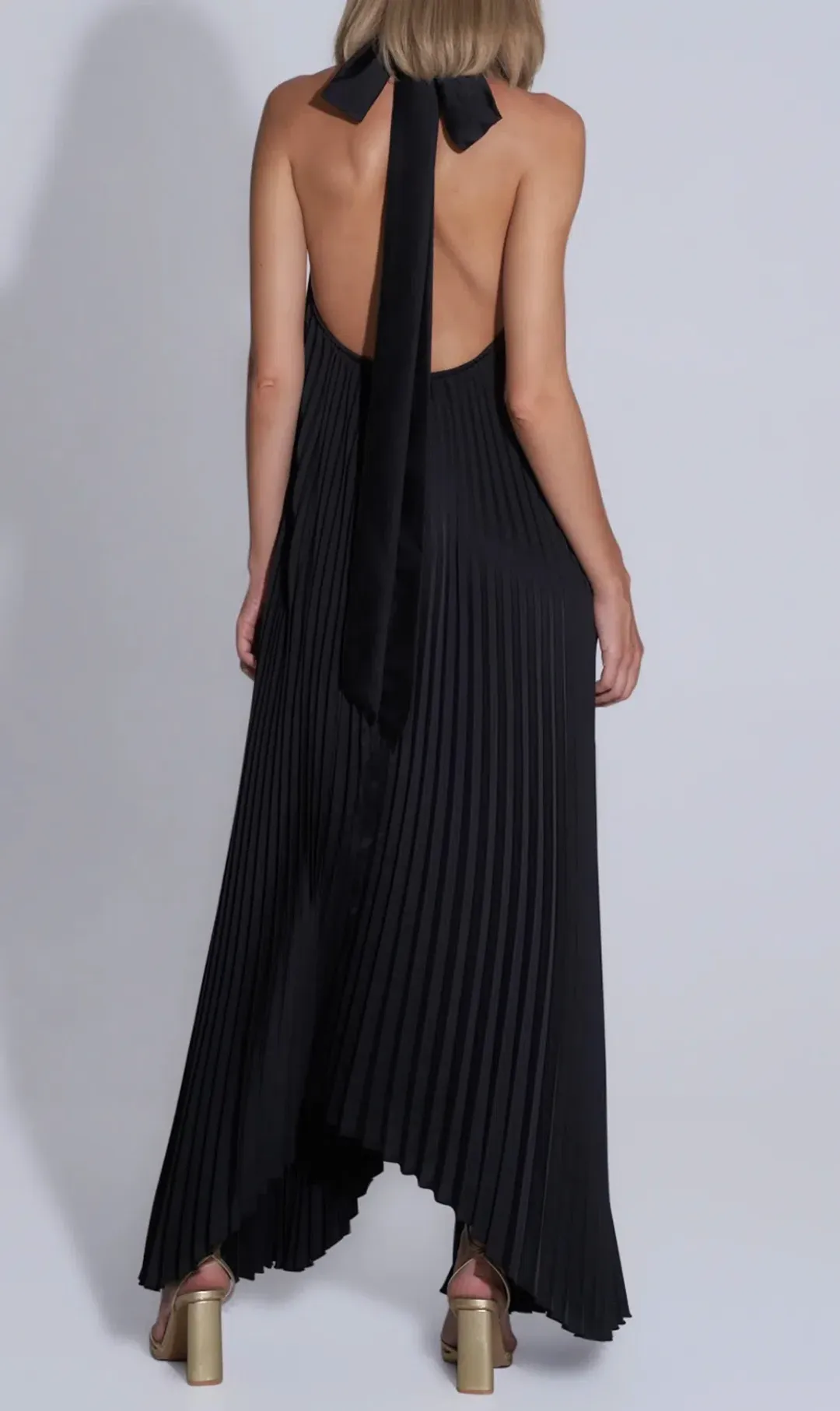Opera Gown - Noir for rent on The Volte - main image