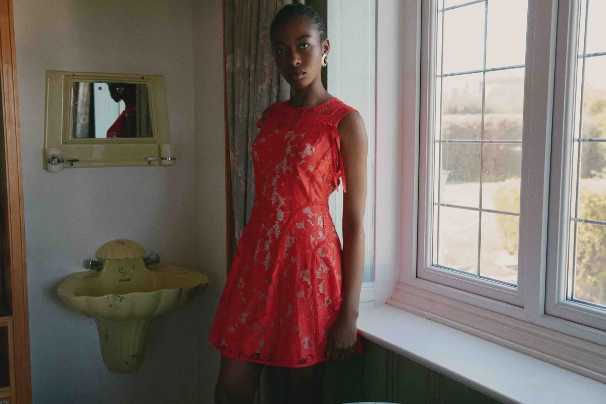 Lovaan Audrey Mini Dress Cherry Size 12 - Image 4