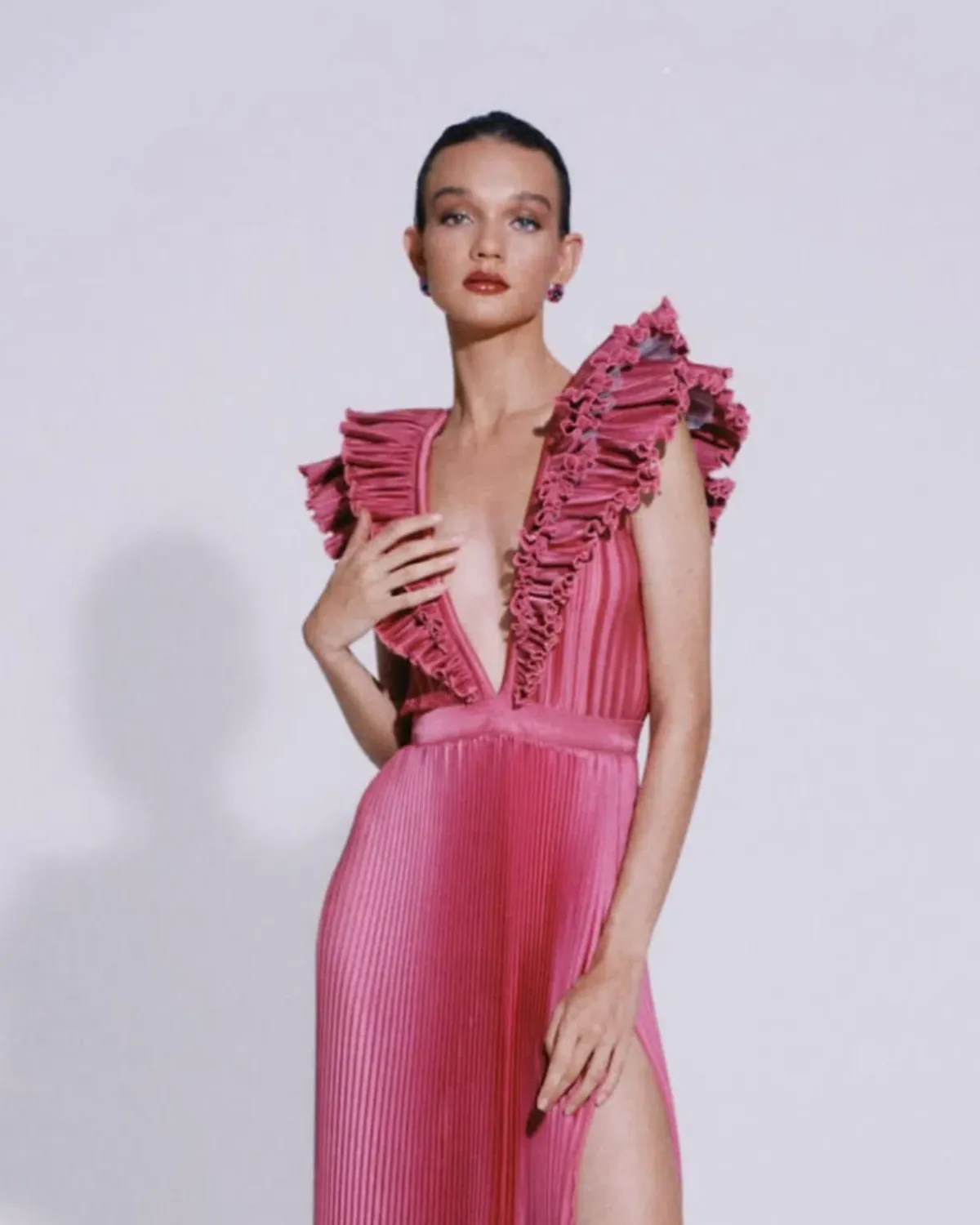 Tuileries Split Gown Size 6 in Dusty Pink - Image 1