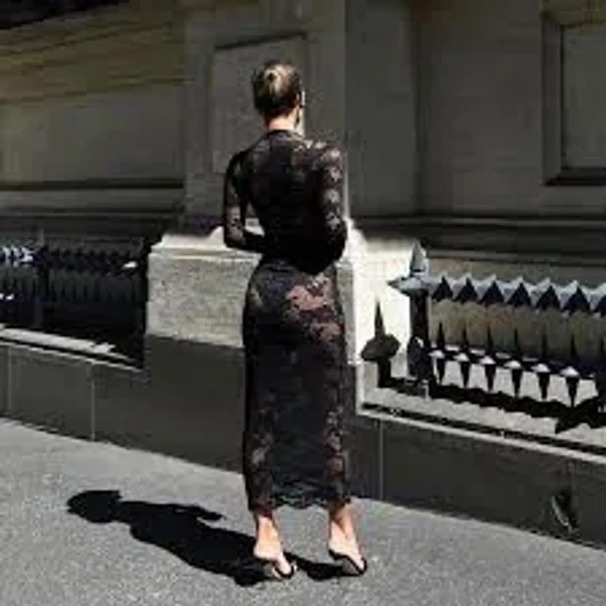 Effie Kats Martta Lace Dress Midi Black Size 6 - Image 3