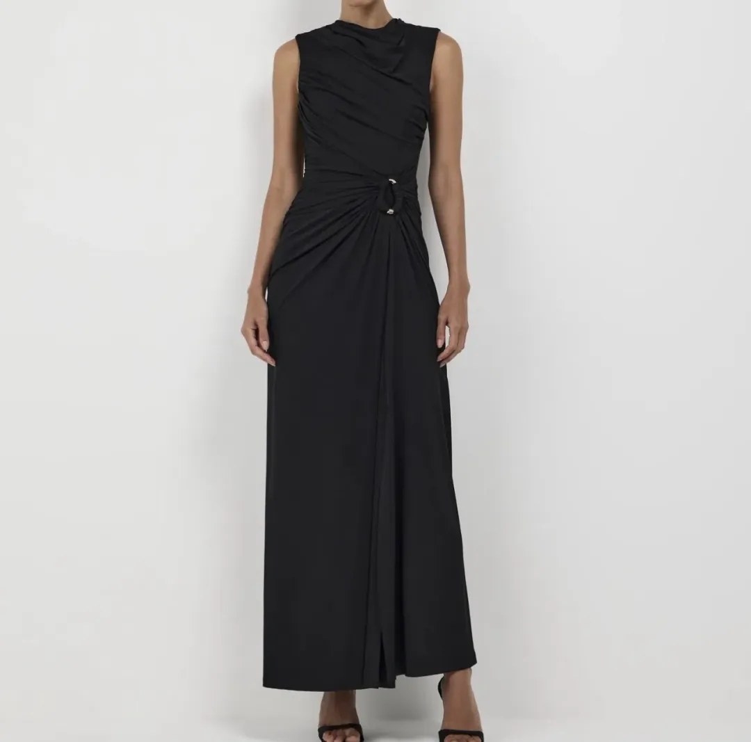 Sheike Simone Maxi Sz12 for rent on The Volte - main image