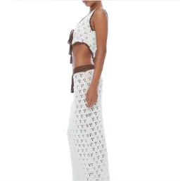 Isabelle Quinn Crochet Set Size 6 for rent on The Volte - image 5