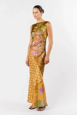 One Fell Swoop Fleur Monica Maxi-Koi No Mori Multi Size 6 for rent on The Volte - image 3