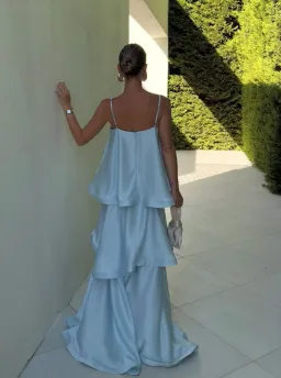 Elliatt Tilly Tiered Maxi Dress size XL / 14 BLUE for rent on The Volte - image 3