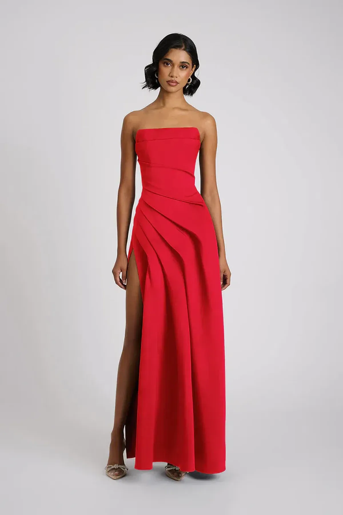 Eliya Deanna gown red size 8 - Image 1