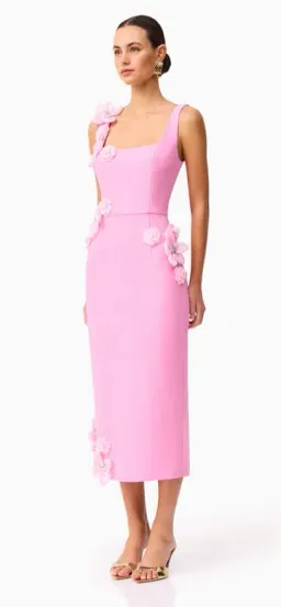 Elliatt Chantelle 3D Midi Dress in Pink size S (AU8) for rent on The Volte - image 3