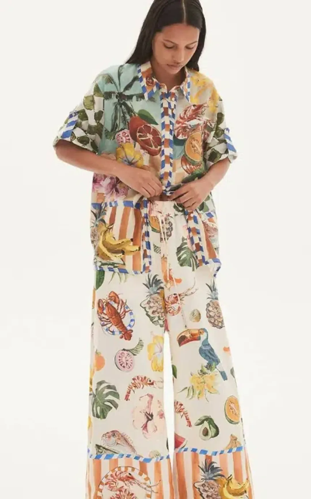 Theo Linen Set for rent on The Volte - main image