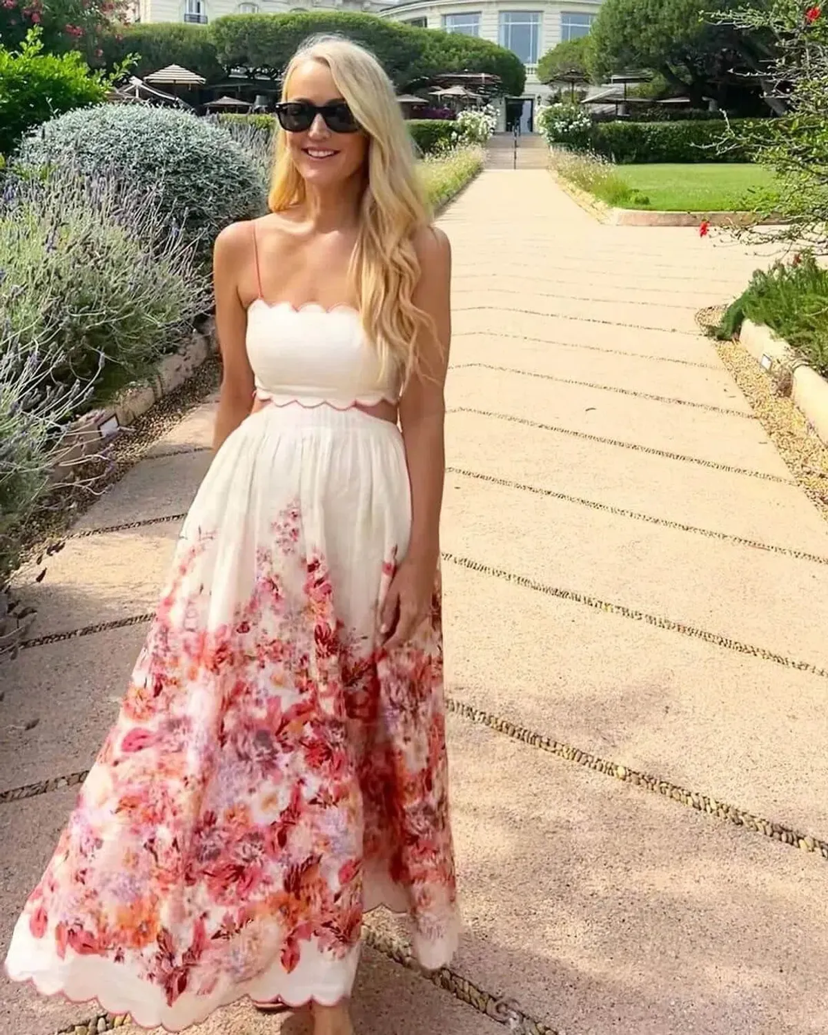 Zimmermann Devi Scallop Midi Dress in Cream Floral Size 4 / AU 16 - Image 4