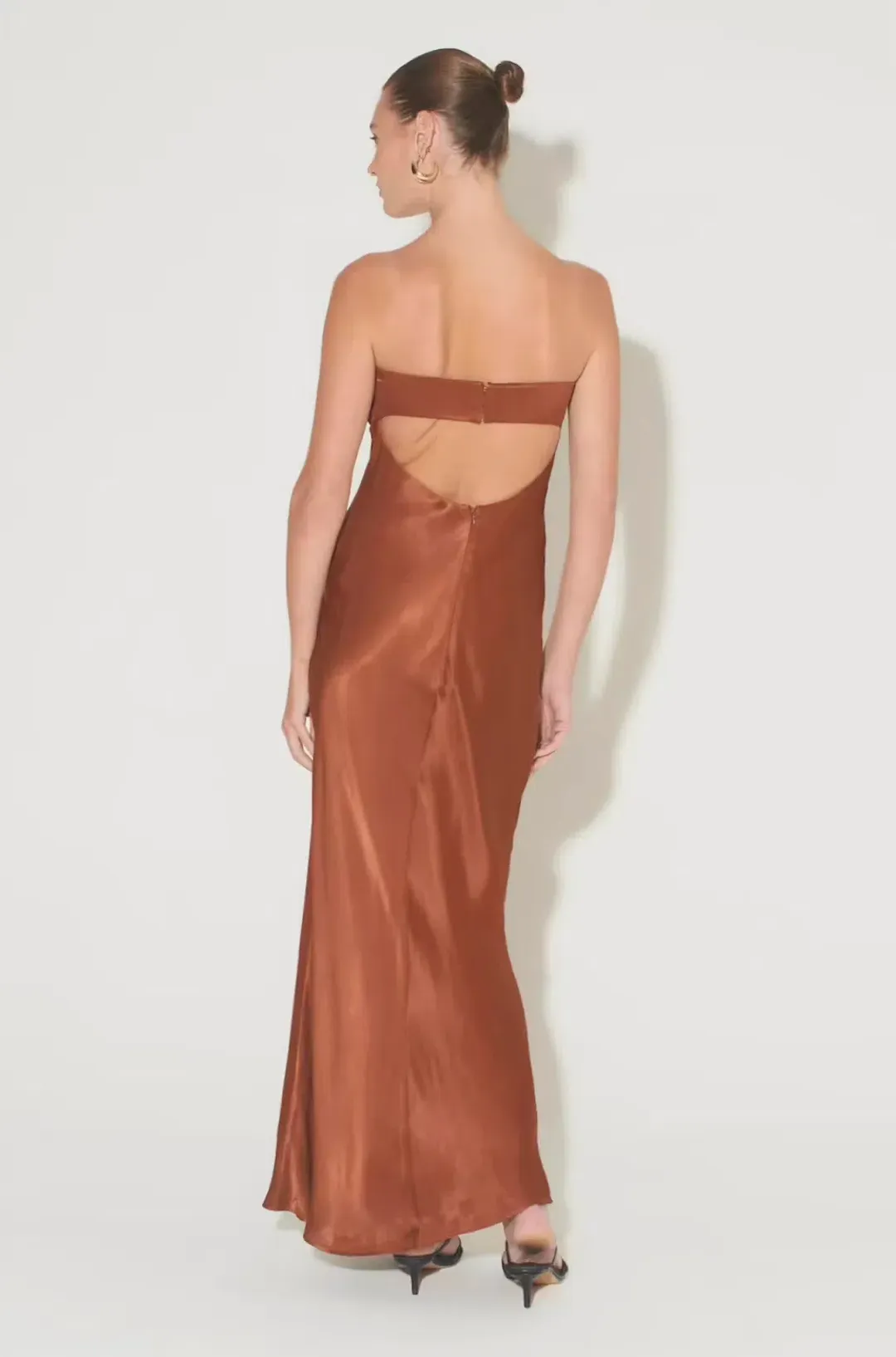 Hansen and Gretel Becca Dress in Chestnut Size S / AU 8 for rent on The Volte - main image