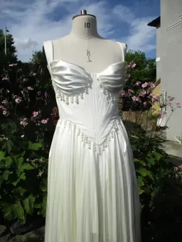 Immoral London Bridal Corset size 8 for rent on The Volte - image 3
