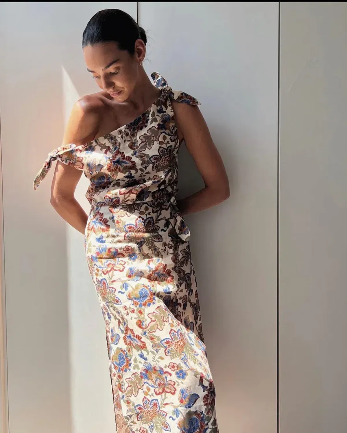 SIR THE LABEL BETTINA OFF SHOULDER DRESS IN WILTSHIRE FLORAL SIR SIZE 1 / AU 8 - Image 1