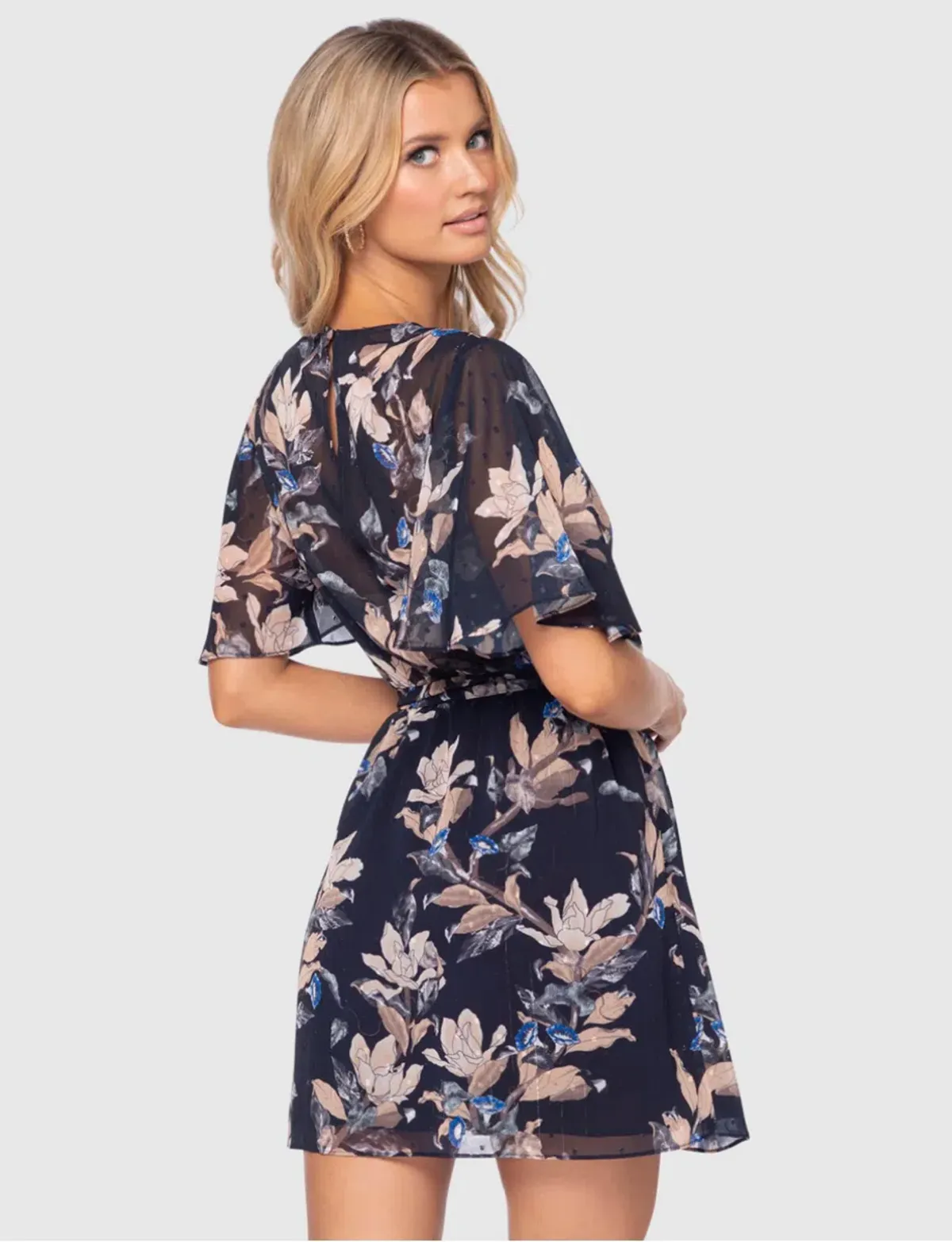 Pilgrim mini dress size 8 - Image 3