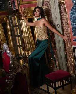 Hand-embroidered custom Sultana corset for rent on The Volte - image 1