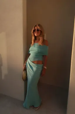 Benni Nico Off Shoulder Maxi Dress Size 10 for rent on The Volte - image 4