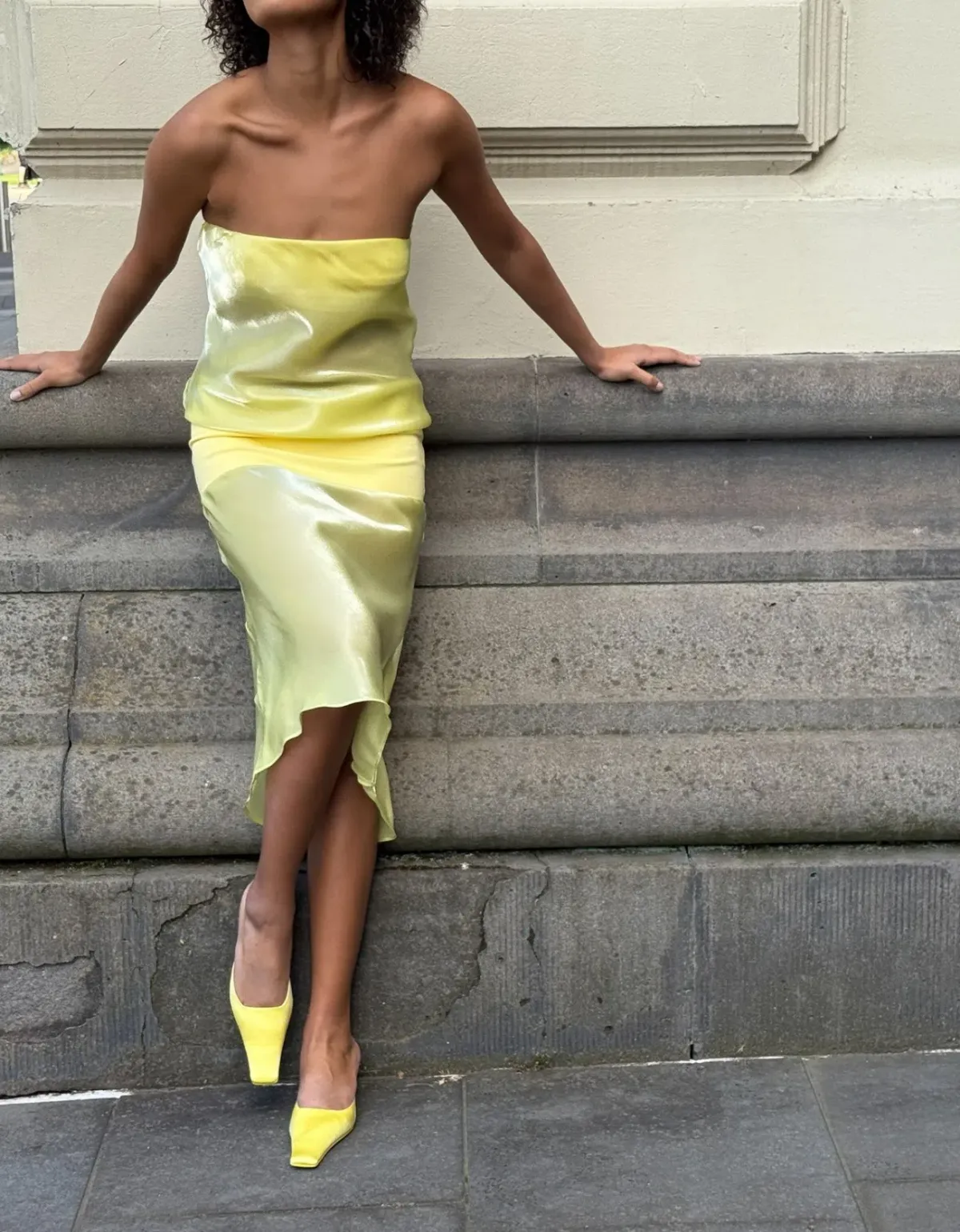 Mode Mischeif Melt Panel Dress Limoncello Size M - Image 1