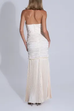 Lidee Parlour Gown Dress In Cream / Ivory | Size AU 8 UK 8 US 4 | Bridal for rent on The Volte - image 4