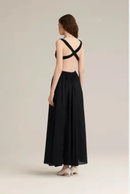 Scanlan Theodore Polished Voile Gather maxi dress black size Aus 8 for rent on The Volte - image 2
