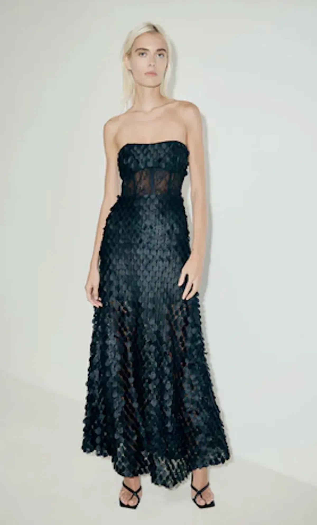 SUPREME EXTREME GOWN - Image 2