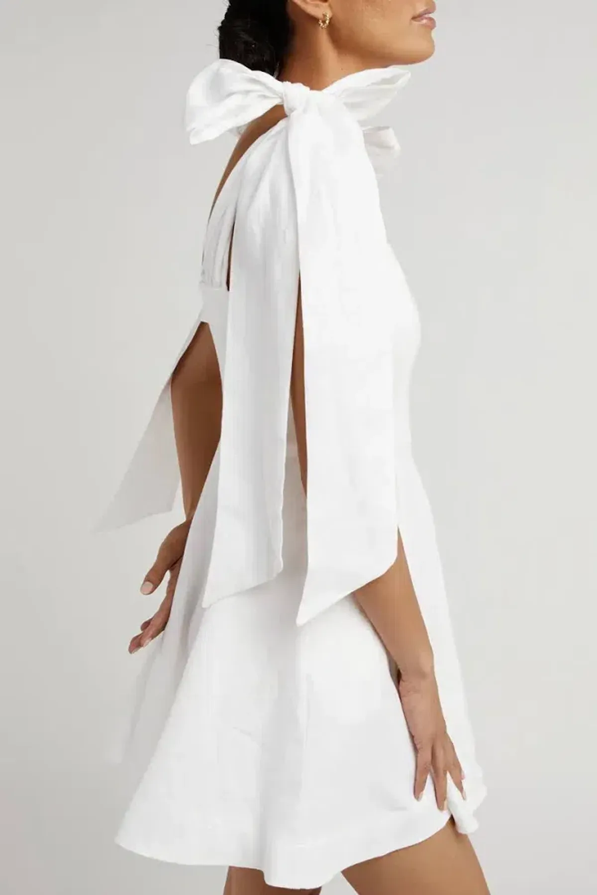 DISSH Aisle white linen bow dress size 8 - Image 2