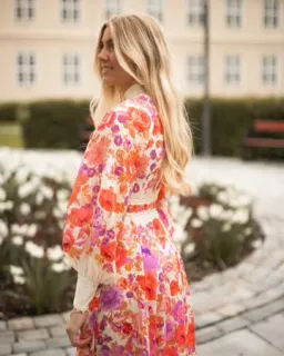 ZIMMERMANN RAIE BILLOW MIDI SIZE 3/14 for rent on The Volte - image 9