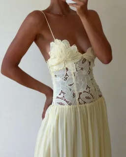 Hansen and Gretel Stephanie maxi dress in butter yellow size 12 (L) for rent on The Volte - image 2