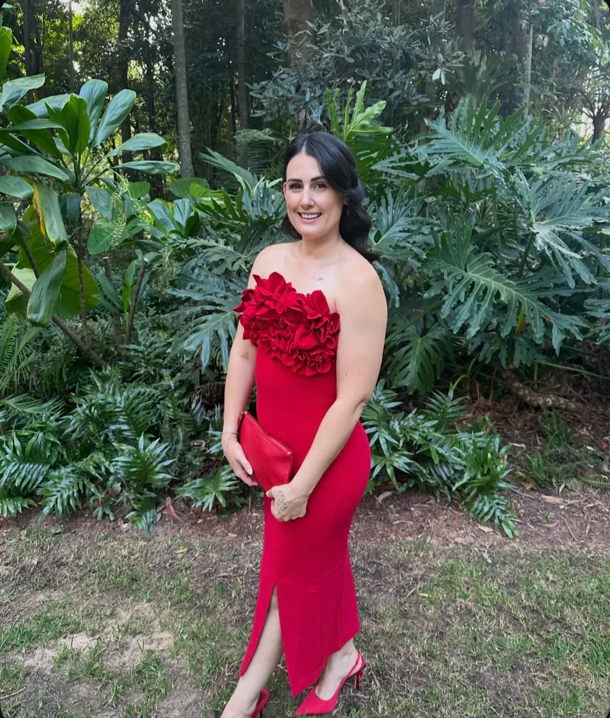 ELLIATT Lila fitted red midi dress - Image 6