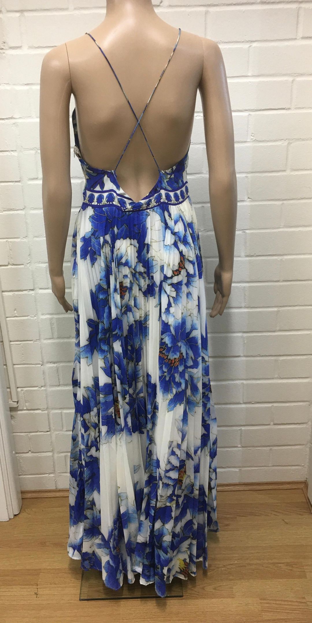Camilla backless Dress fitted Blue Size 10 for rent on The Volte - main image