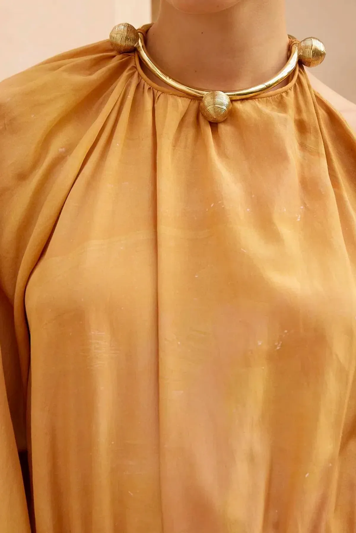Alémais Desert Gown Size Small - Image 5