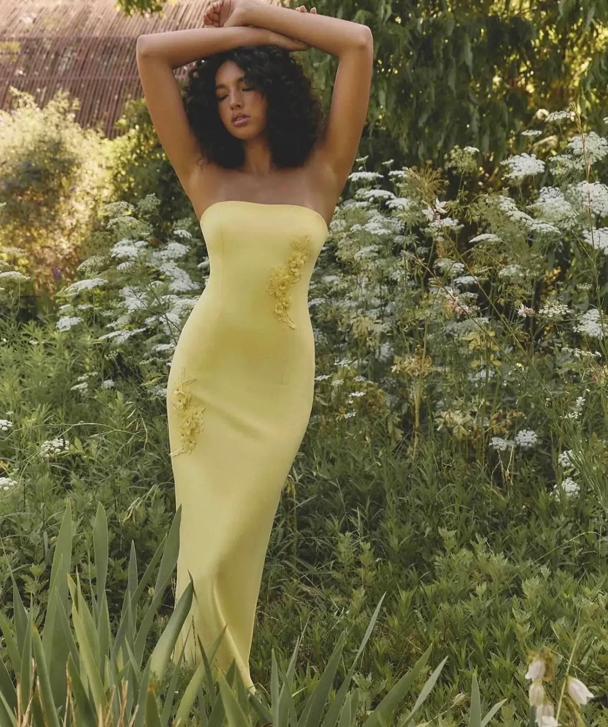Elliatt Evee Strapless Maxi Dress size 8 Yellow - Image 3
