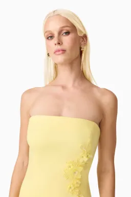 Elliatt Evee Strapless Maxi Dress size 8 Yellow for rent on The Volte - image 5